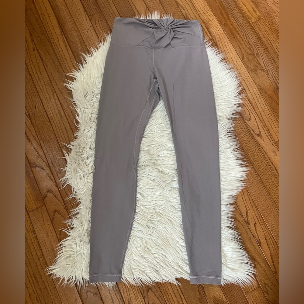 {Lululemon} Align High-Rise Tight 28" Twist Waist in Violet Verbena - Women’s 8